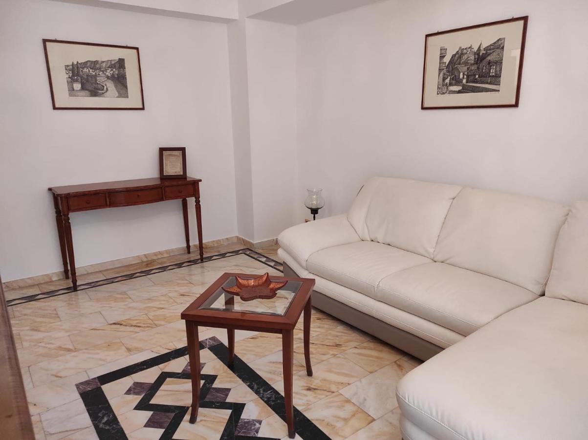 Casa Nupi Apartment Sant'Alessio Siculo Ngoại thất bức ảnh